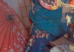 波萝社 – 夏美酱的图集，从水手服里艇长的风格变成盖世弄潮儿！