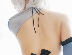 人生如衬衫，灰色也是一种态度——洛丽塔大哥的写真