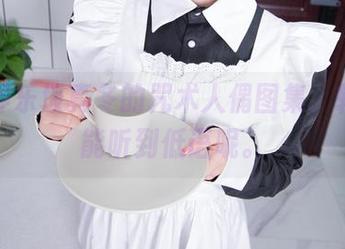 私拍神乐坂真冬的咒术人偶图集，转身就能听到低语呢。