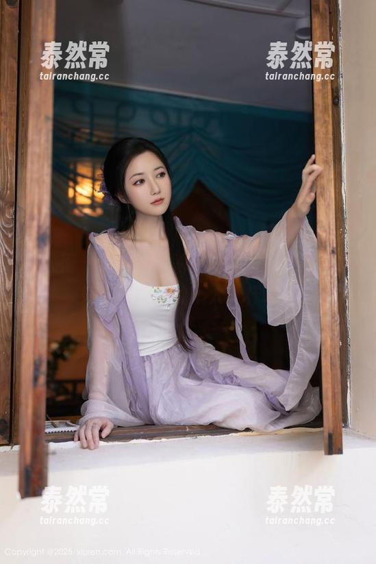 秀人网 - Carol周妍希图包更新，修女装好像跟我想的不太一样啊…
