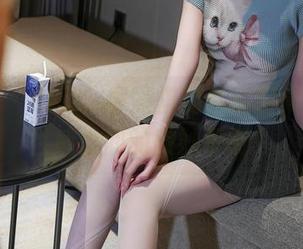 秀人网 – Cris_卓娅祺的私房图集，美与性感之间的微妙平衡？