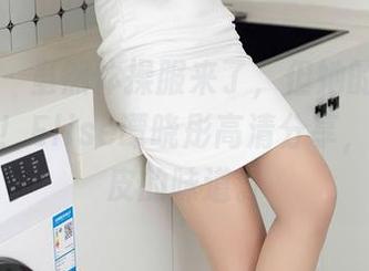 秀人网 – 虽然体操服来了，但她的神态才是重点！Elise谭晓彤高清分享，带点俏皮的味道。