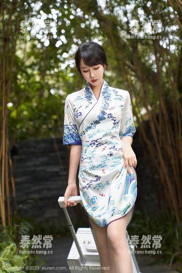 秀人网 - KOKO可可的福利与制服，嗯…我想，我可能打开了新大陆？