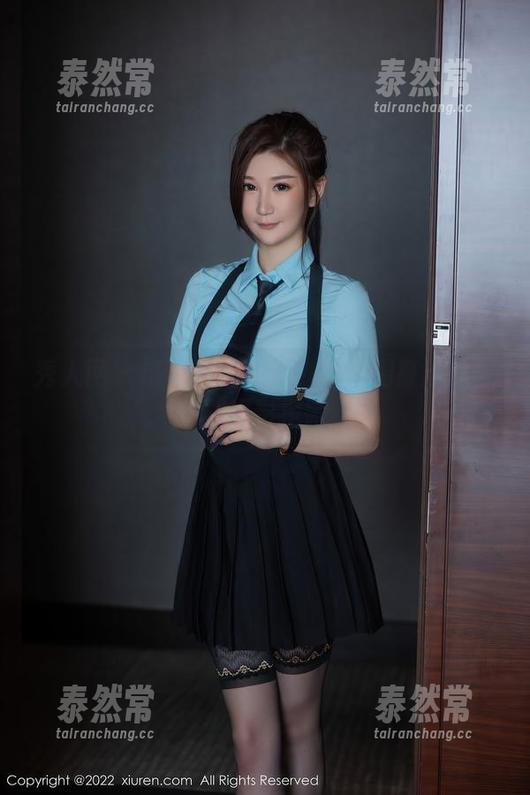 秀人网-周慕汐 秀人网 - 该有的优雅没少——周慕汐的礼服摄影探微