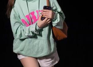 秀人网 – 谁能抵挡得住奈汐酱nice的自拍套图？分享一下我的小情绪。