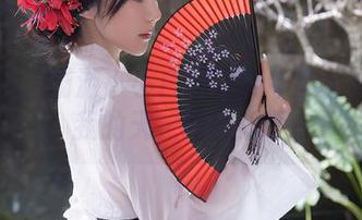 秀人网 – 畅游小小白思宜奶牛的全套图集，我的天，啥情况啊。