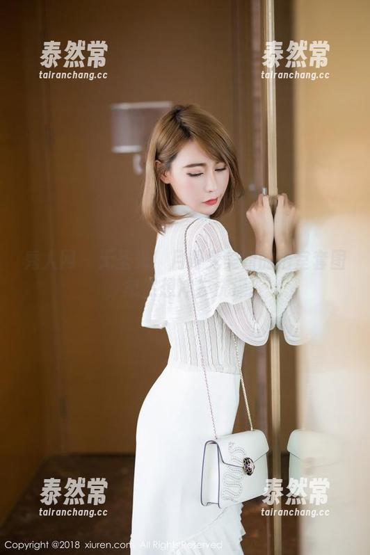 秀人网 - 无圣光！月野兔美妞的浴室套图，忽然想冲去洗澡。
