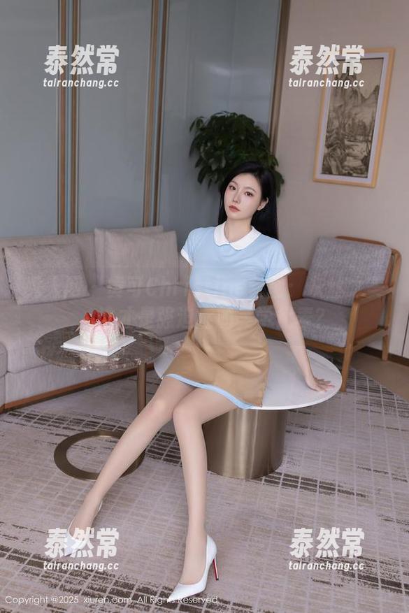 秀人网 - 黄可Christine套图：灰丝之美，谁才是强迫症的美学代表？