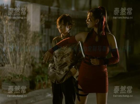 细节决定品质：认真谈谈秋和柯基的定制写真里的小红帽。