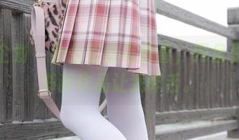 紧急企划 – 办公室也有惊喜，网盘里的林书辞作品让我咋舌。