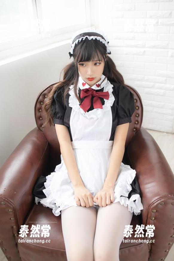 紧急企划 - 见希w最新白丝学生服写真，更新了多少人的画面记忆？