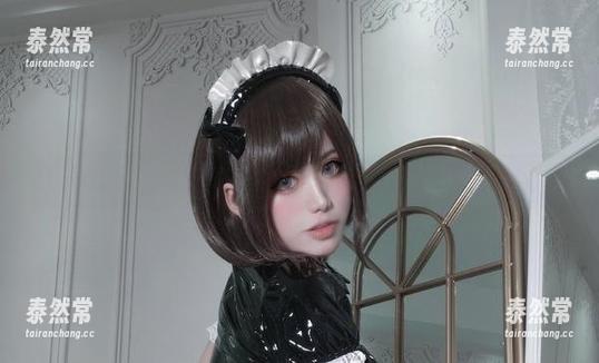 每次看完芊川一笑MNK的礼服系列照片，都想问：“资源,还有吗？”