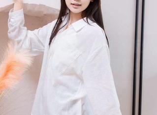 袜啵啵 – 小甜豆的黑色丝花絮版：奶油泡芙的美丽与啃啃的苦恼！