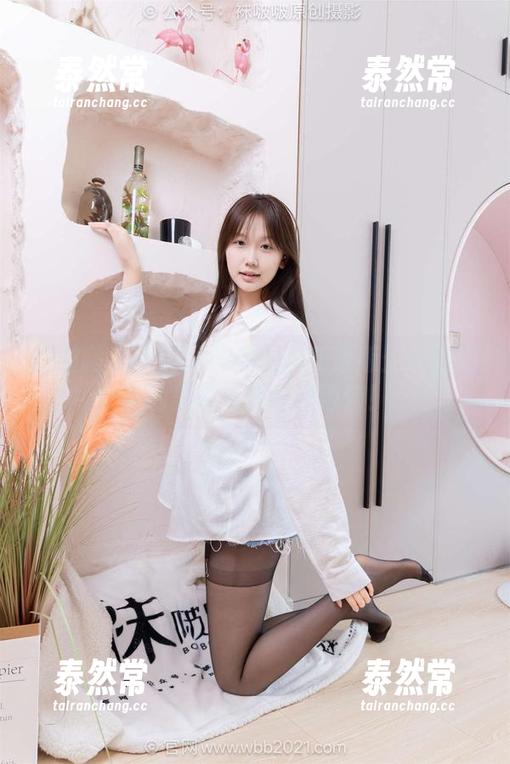 袜啵啵 - 小甜豆的黑色丝花絮版：奶油泡芙的美丽与啃啃的苦恼！