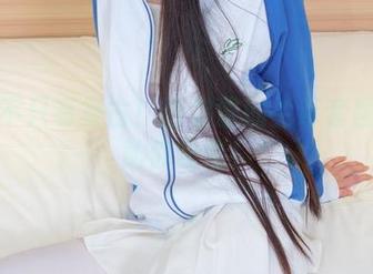 旗袍不只有复古！西尔酱的兰草套图分享助你吸睛！