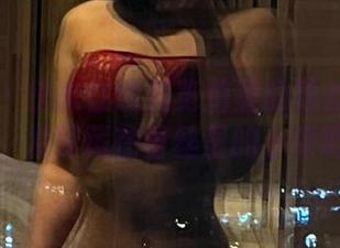 微密圈 – 快来在线浏览詹詹的蕾丝内衣图集，发现藏在蕾丝里的小谋略。