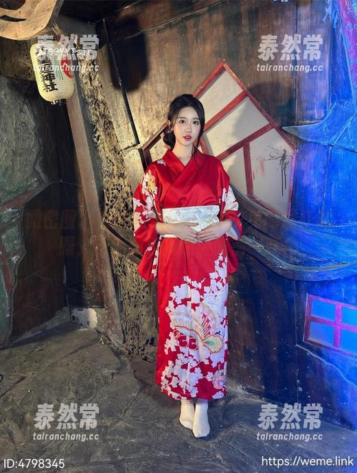 微密圈 - 在线图集：轩子巨2兔的酒红礼服，这个颜色真让人眼前一亮！