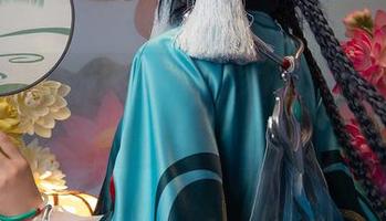 在图库中游走，迷失人形QUQ和她的粉色梦
