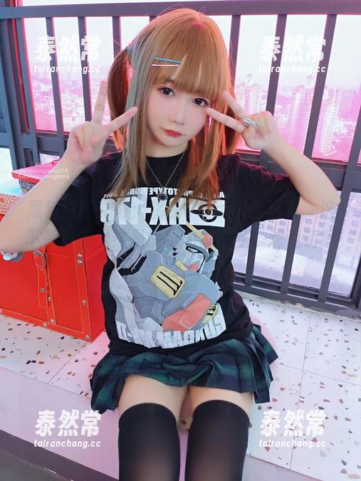 黑与白的交融：铭铭kizami的写真，这不是画画，这是情绪的戳中点！想说话吗？
