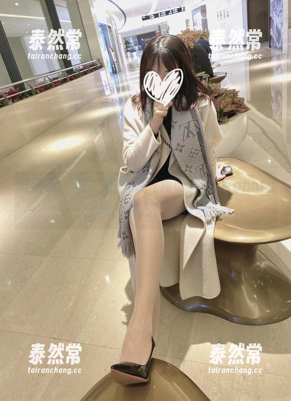 微密圈 - 看！雅雅的气质呀的livephoto合集，别忘了点赞哦