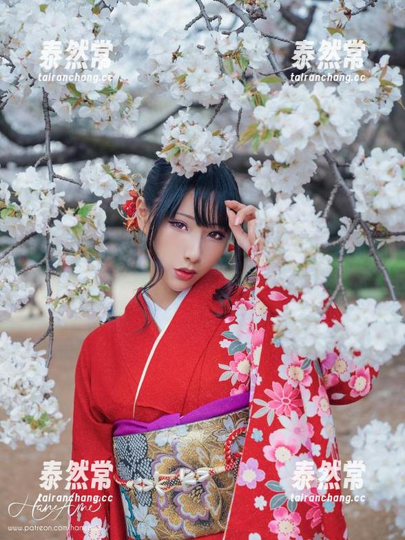 雨波HaneAme的少女套图，简直让人想变身去当一颗‘果子’！